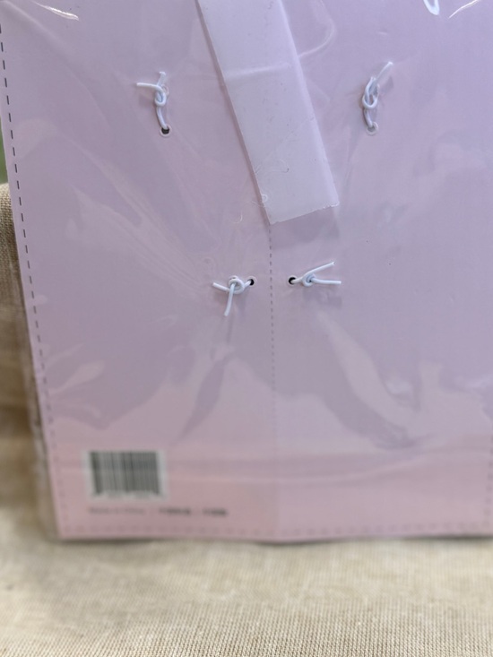 Kate Spade New York Heart Keychain Set - Picture 3 of 3